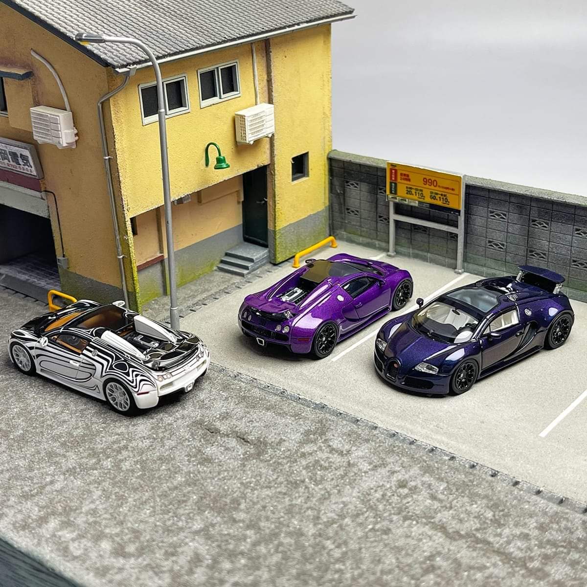 LJM Bugatti Veyron resin model
