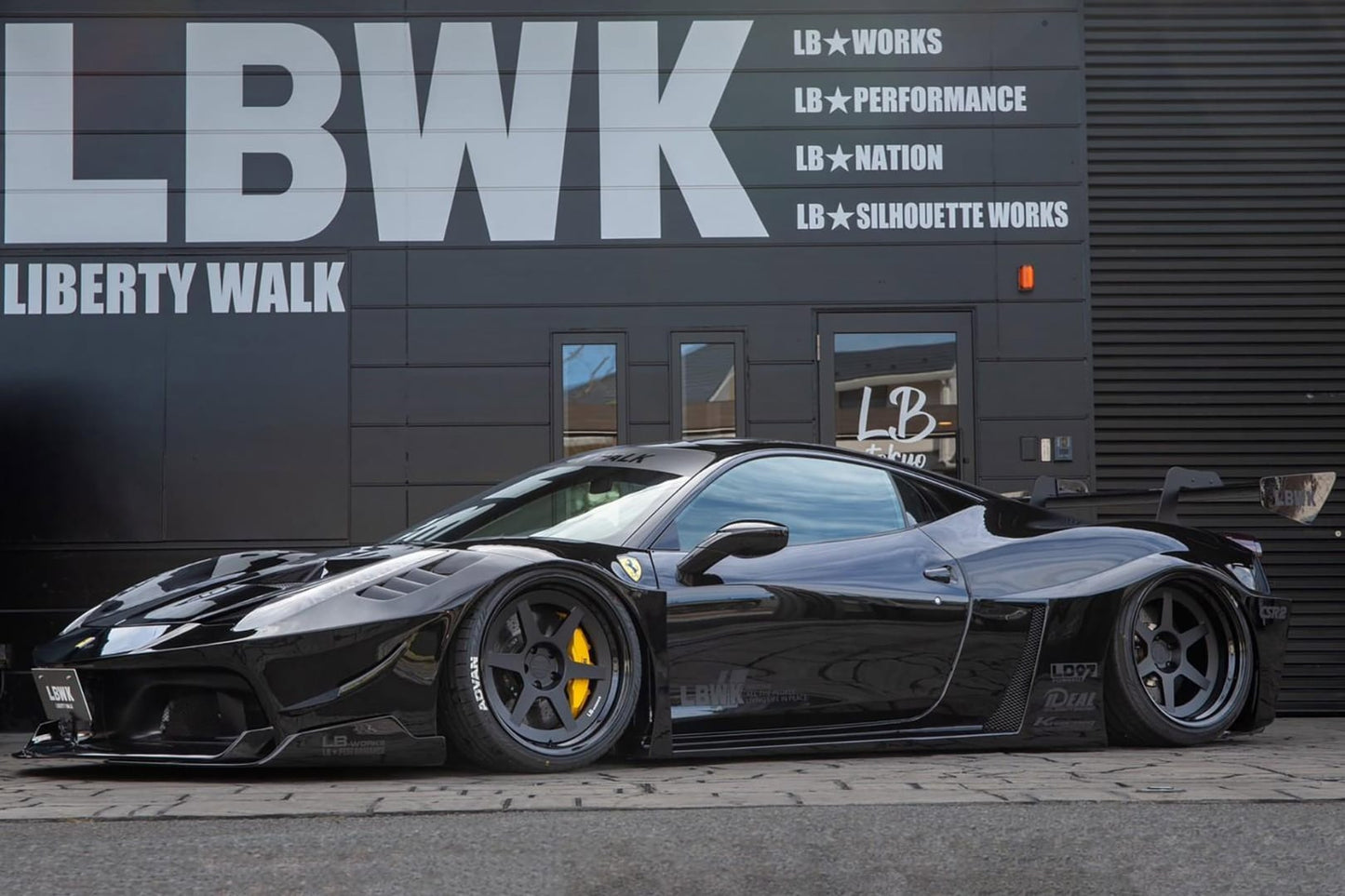 Star Model LB-Silhouette Works Ferrari 458 GT in Black with Carbon Hood w/ Figurine