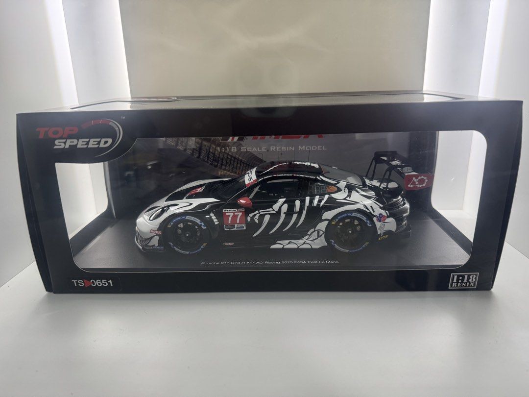 Top Speed RESIN MODEL 1:18 Porsche 911 GT3 R #77 AO Racing 2025 IMSA Petit Le Mans