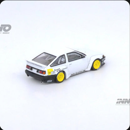 Inno64 Toyota Corolla Sprinter Trueno AE86 "PANDEM / ROCKET BUNNY" in white