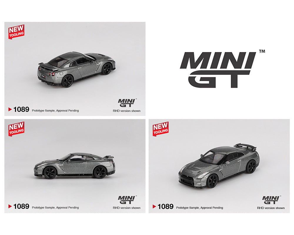 Mini-GT 2013 Nissan GT-R NISMO R35 CRS Version – Dark Metal Gray