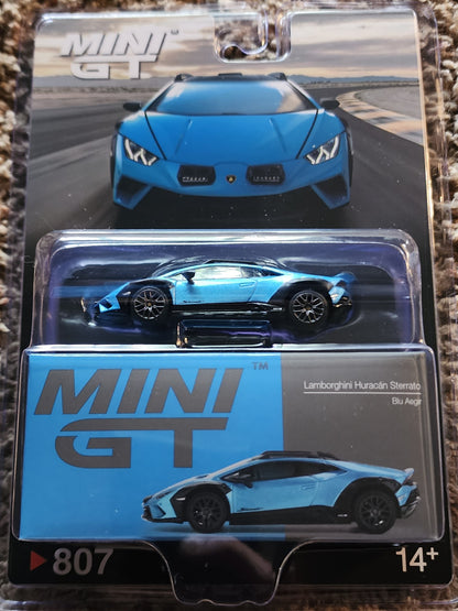 Mini-GT Lamborghini Huracán Sterrato in Blu Aegir