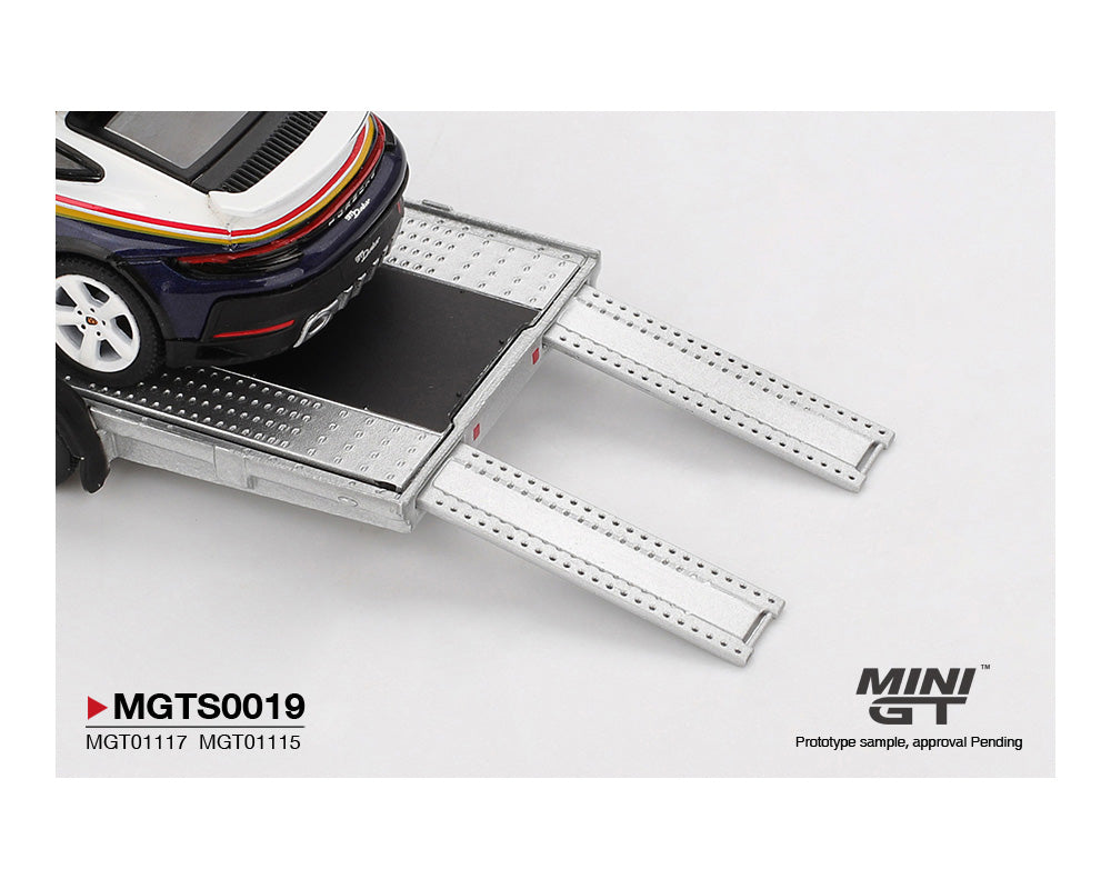 [Pre-Order] Mini GT 1:64 Porsche 911 Dakar #718 / Volkswagen ID. Buzz Porsche Centrum Gelderland Roughroads Set