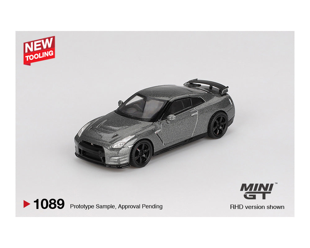 Mini-GT 2013 Nissan GT-R NISMO R35 CRS Version – Dark Metal Gray